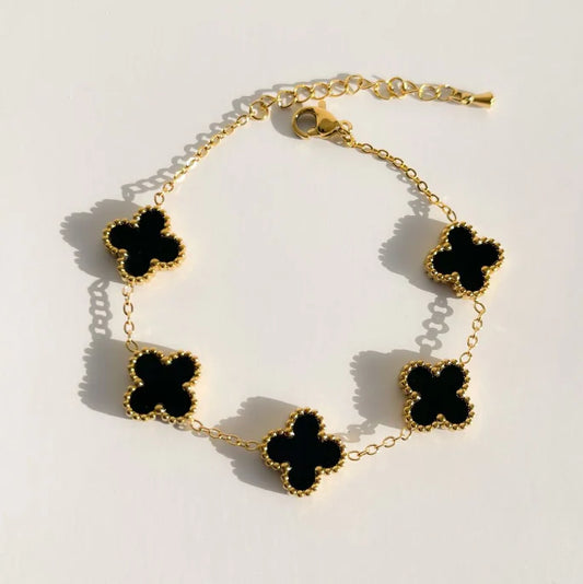 ﻿  Midnight Clover